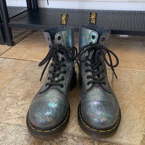 Dr Martens Womens size 6 blue/gray iridescent glitter boots